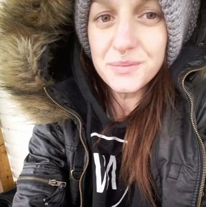 Meet your Posher, Alexia